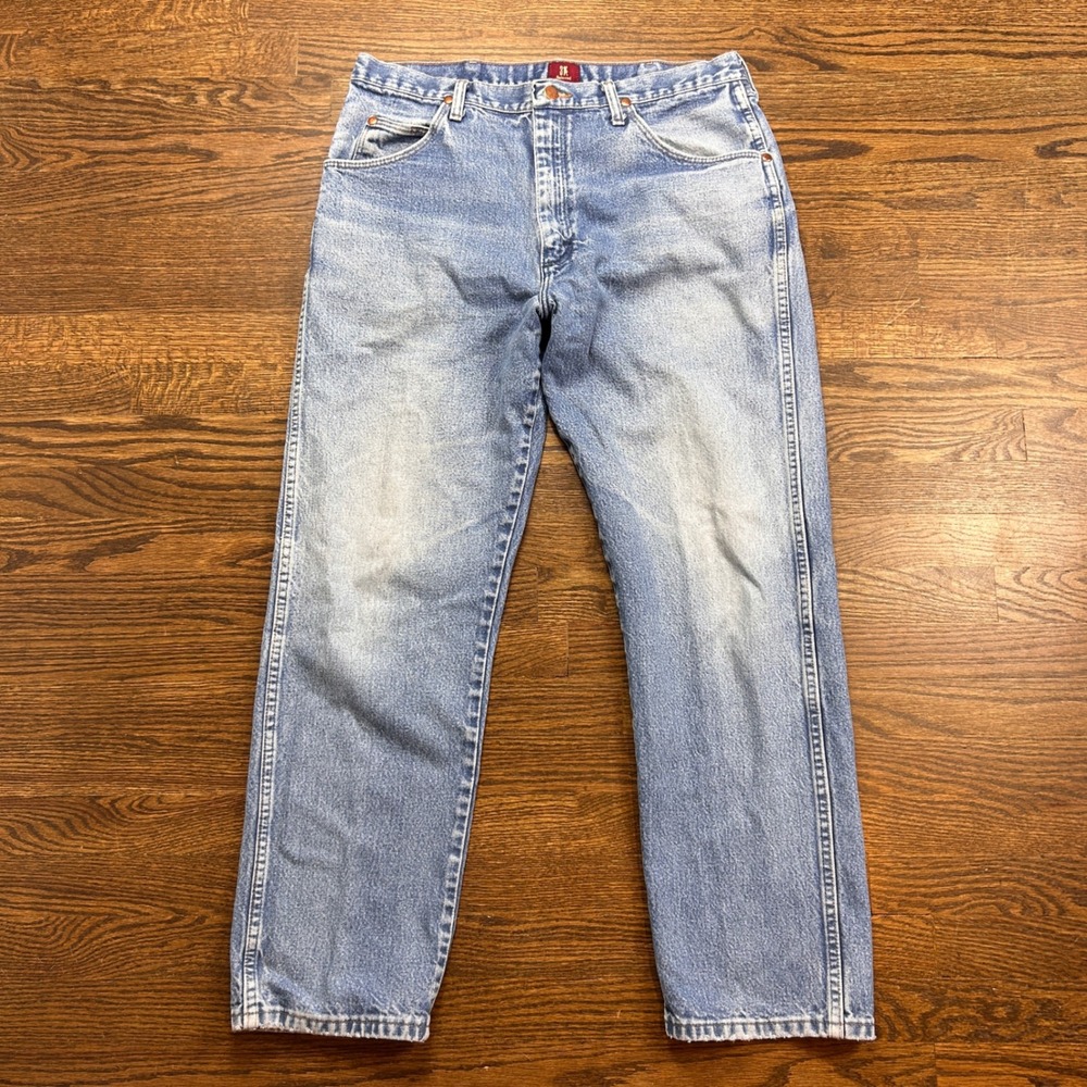 Wrangler 31MWZPW Relaxed Fit Jeans Mens 36x32 Light Wash Blue Denim Cotton